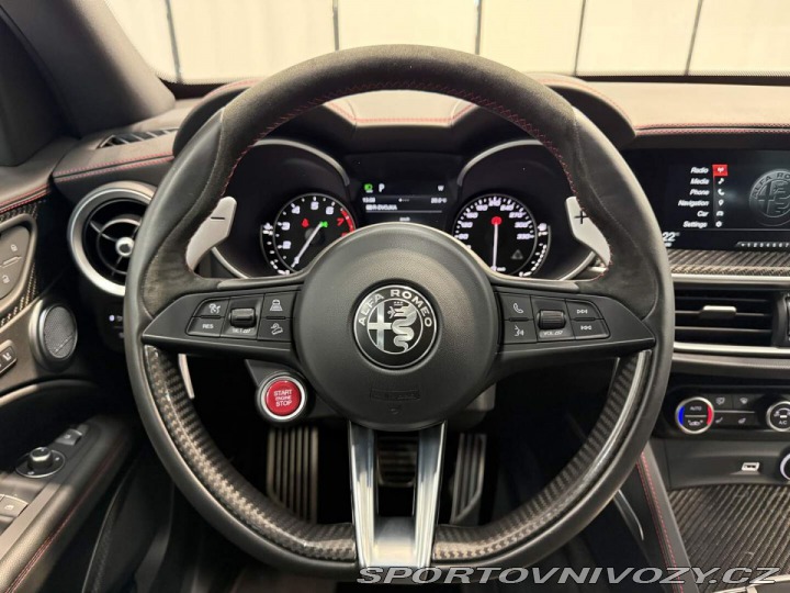 Alfa Romeo Stelvio 2.9T V6 8AT 510k Q4 QUADR 2020