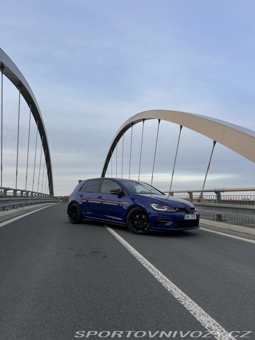 Volkswagen Golf VW golf 7.5 r-line