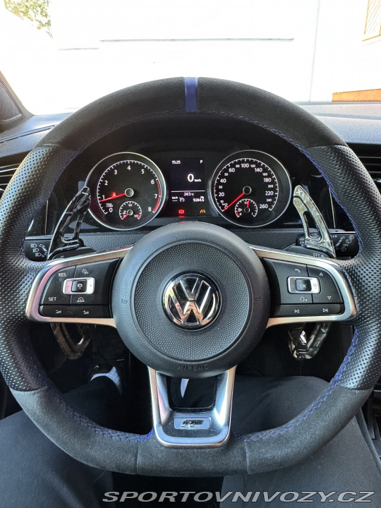 Volkswagen Golf VW golf 7.5 r-line 2017