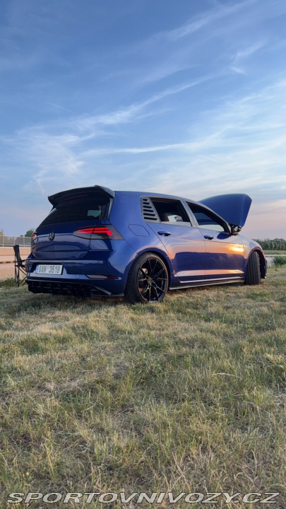 Volkswagen Golf VW golf 7.5 r-line 2017