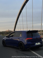 Volkswagen Golf VW golf 7.5 r-line 2017