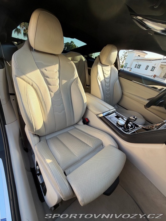 BMW 8 840d xDrive M Packet 2020
