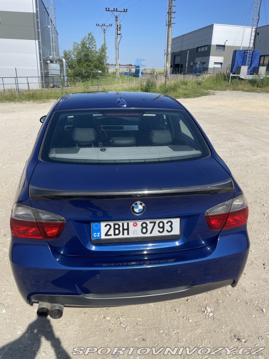 BMW 3 e90 330i N52 2006