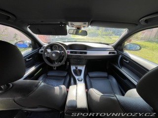 BMW 3 e90 330i N52 2006