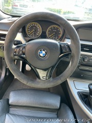 BMW 3 e90 330i N52 2006