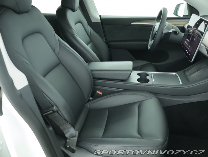 Tesla Model Y Long Range AWD 79kWh 2023