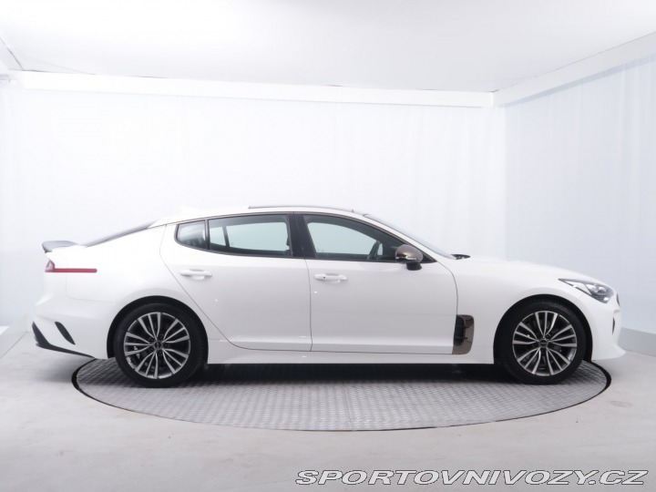 Kia Stinger GT-Line 2.0 T-GDI 2018
