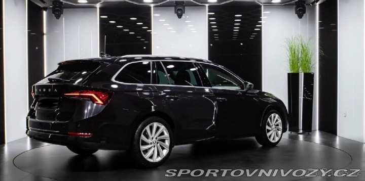 Škoda Ostatní modely Octavia IV 4 matrix servis 1800