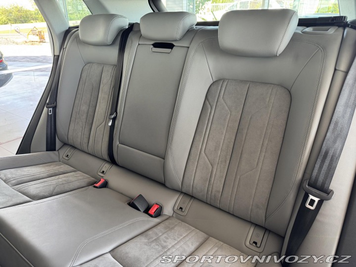 Audi Ostatní modely e-tron 55 Quattro*300kW*REZERVAC 2021