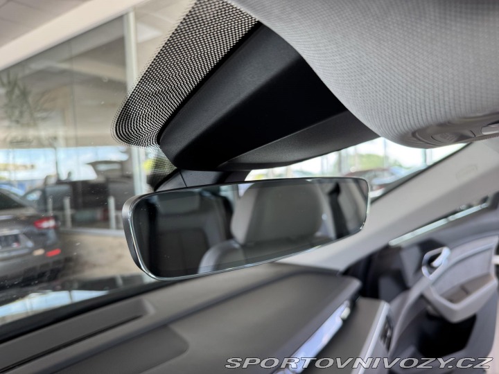 Audi Ostatní modely e-tron 55 Quattro*300kW*REZERVAC 2021
