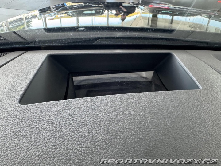 Audi Ostatní modely e-tron 55 Quattro*300kW*REZERVAC 2021