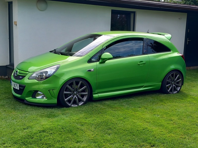 Opel Corsa OPC Nurburgring edition