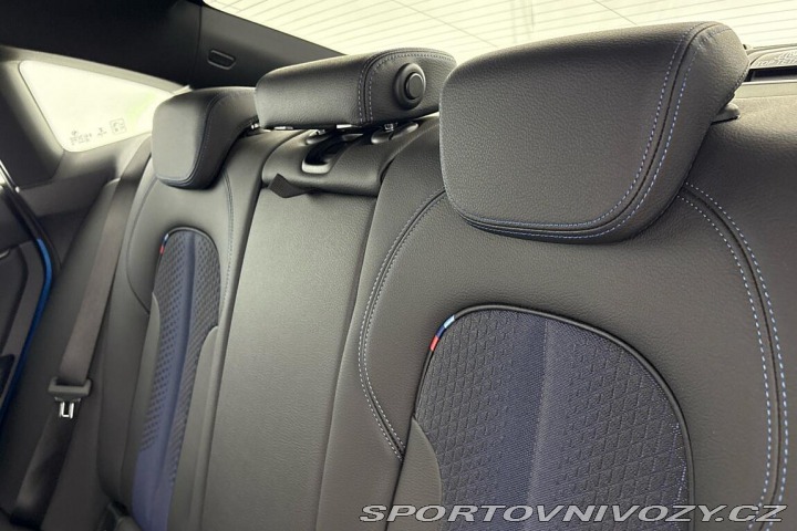 BMW 2 220d xDrive 2021