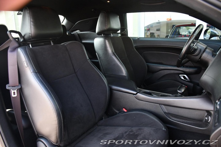 Dodge Challenger 5.7 V8 HEMI 2020
