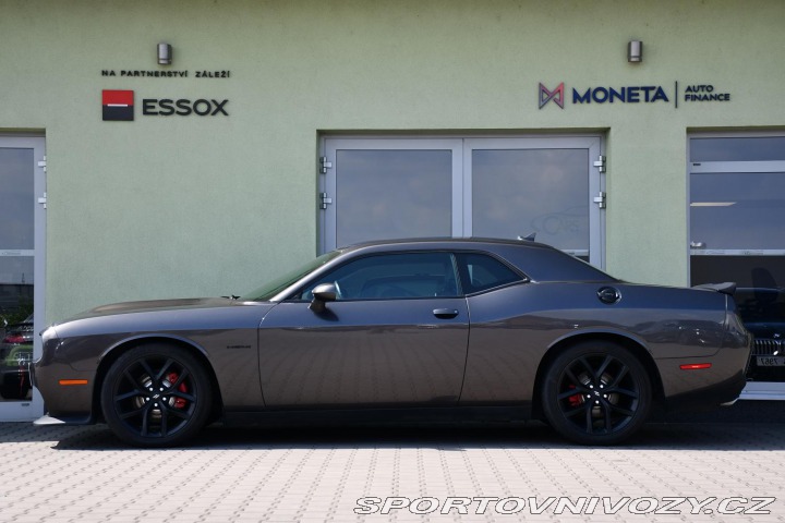 Dodge Challenger 5.7 V8 HEMI 2020