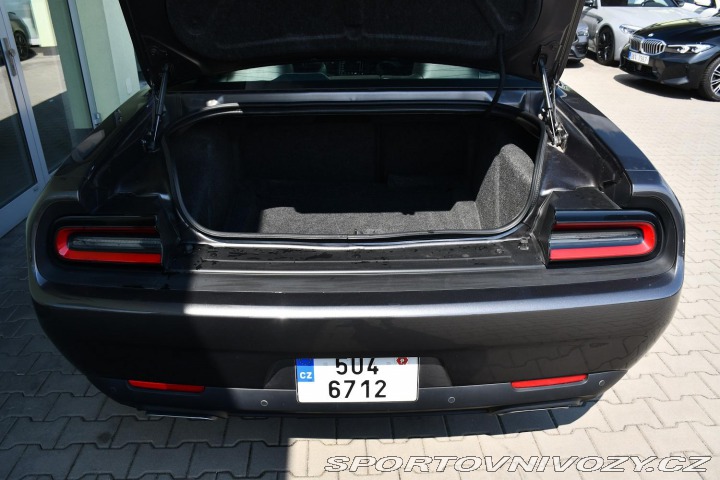 Dodge Challenger 5.7 V8 HEMI 2020