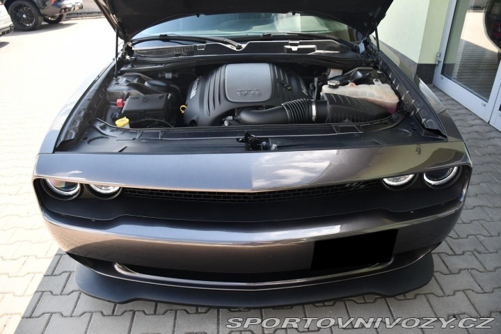 Dodge Challenger 5.7 V8 HEMI 2020