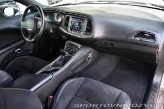 Dodge Challenger 5.7 V8 HEMI 2020