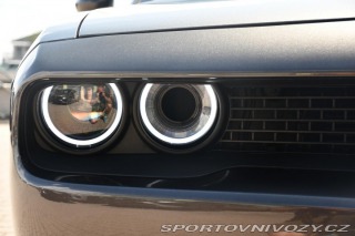 Dodge Challenger 5.7 V8 HEMI 2020