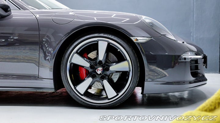 Porsche 911 Carrera 4S 50.výročí 2014