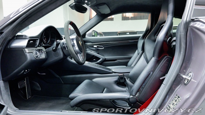 Porsche 911 Carrera 4S 50.výročí 2014