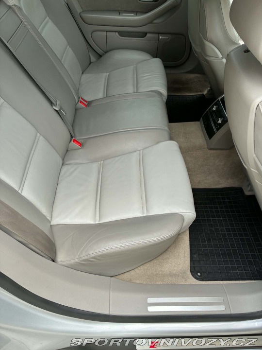 Audi S8 2006
