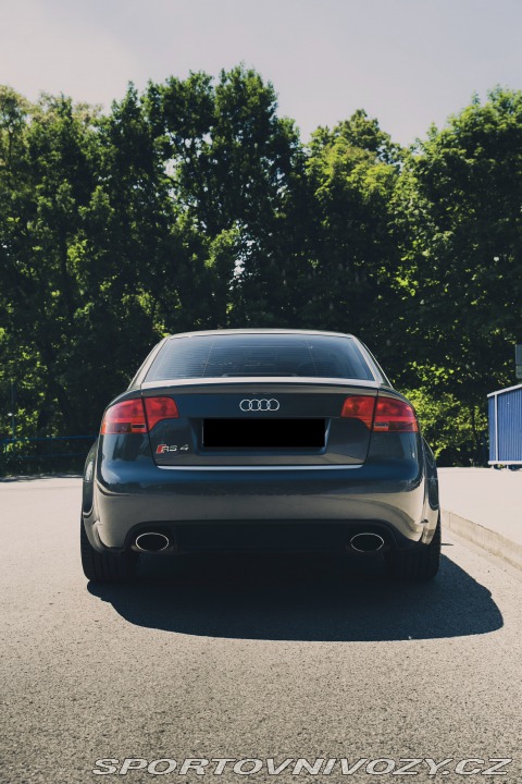 Audi RS4 B7 2006