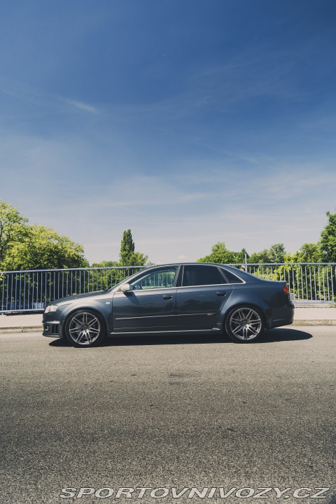 Audi RS4 B7 2006