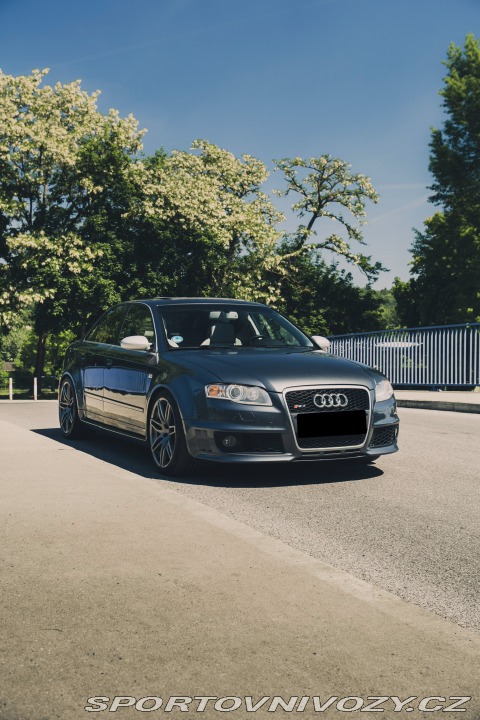 Audi RS4 B7 2006
