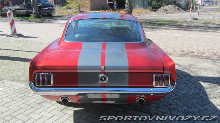 Ford Mustang Fastback V8 1965