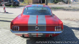 Ford Mustang Fastback V8 1965