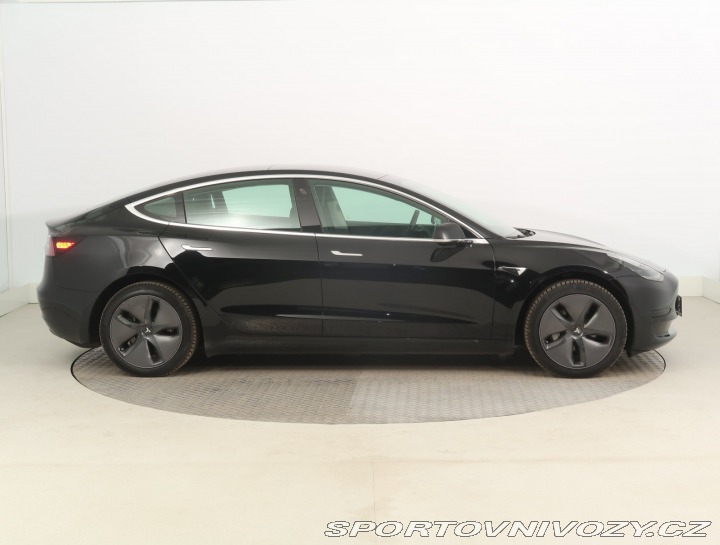Tesla Model 3 Std Range Plus LFP 2020