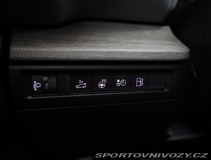 Citroën Ostatní modely C5 X Plug-in Hybrid 225 2023