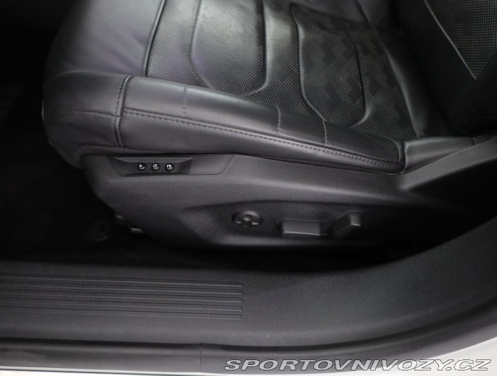 Citroën Ostatní modely C5 X Plug-in Hybrid 225 2023