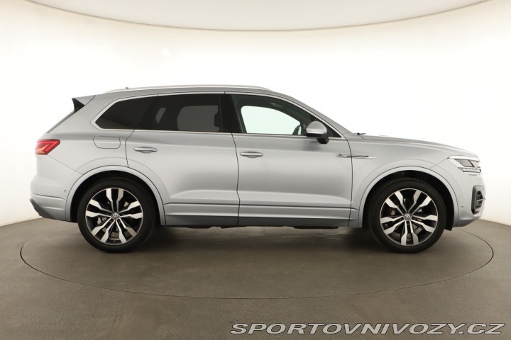 Volkswagen Ostatní modely Touareg R-Line 3.0 TDI 2018