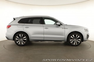 Volkswagen Ostatní modely Touareg R-Line 3.0 TDI 2018