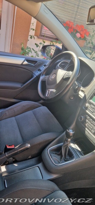 Volkswagen Golf 2,0 Tdi highline, klima 1800