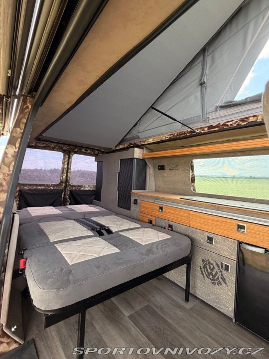 Volkswagen Ostatní modely Transporter 2,0 T5 4Motion Camper 1800