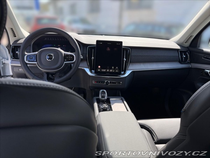 Volvo Ostatní modely XC90 2,0 XC90 T8 Plus Dark 4 2026