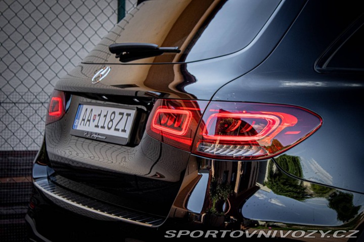 Mercedes-Benz Ostatní modely GLC SUV SUV 300 mHEV 4MATIC A/T, 2022