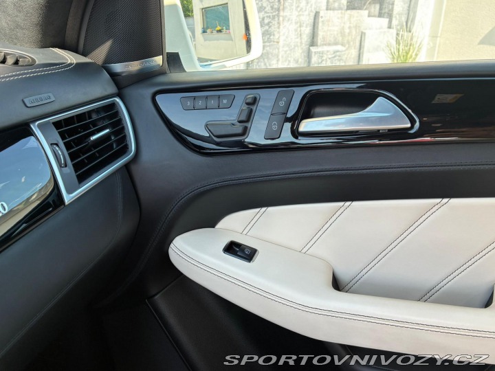 Mercedes-Benz Ostatní modely Třídy M ML63 AMG BITURBO,386KW, 4 2015