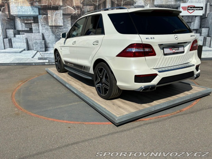 Mercedes-Benz Ostatní modely Třídy M ML63 AMG BITURBO,386KW, 4 2015
