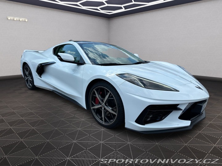 Chevrolet Corvette C8 Stingray 6.2 V8 354kW 2022