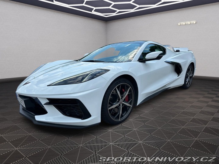 Chevrolet Corvette C8 Stingray 6.2 V8 354kW 2022