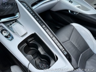 Chevrolet Corvette C8 Stingray 6.2 V8 354kW 2022