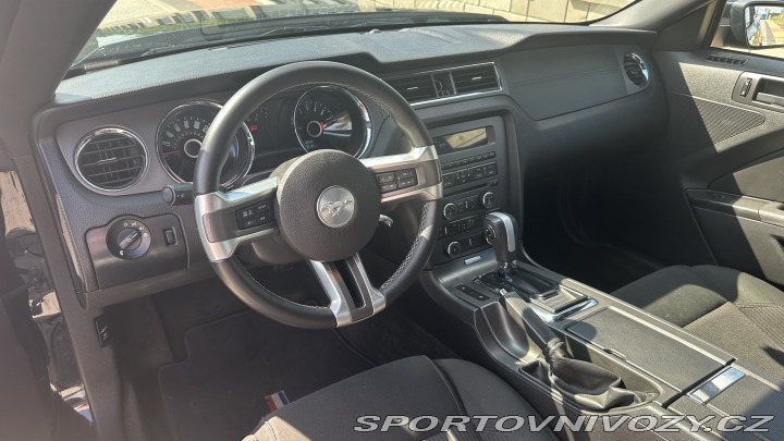 Ford Mustang 3.7 V6 Facelift 2014