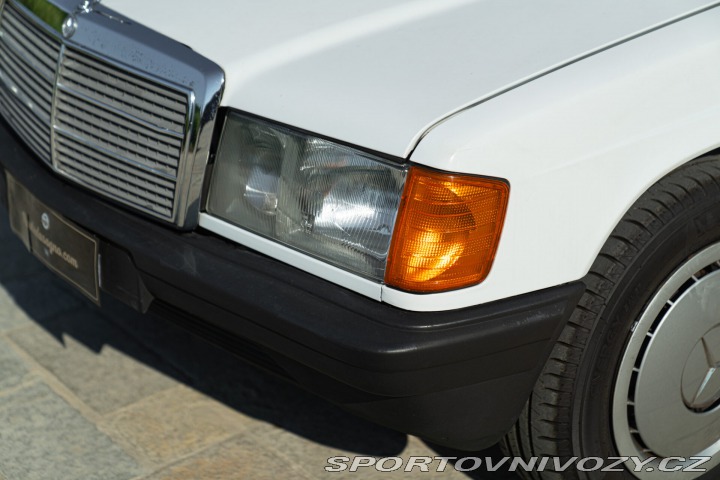 Mercedes-Benz E 190 E 1987