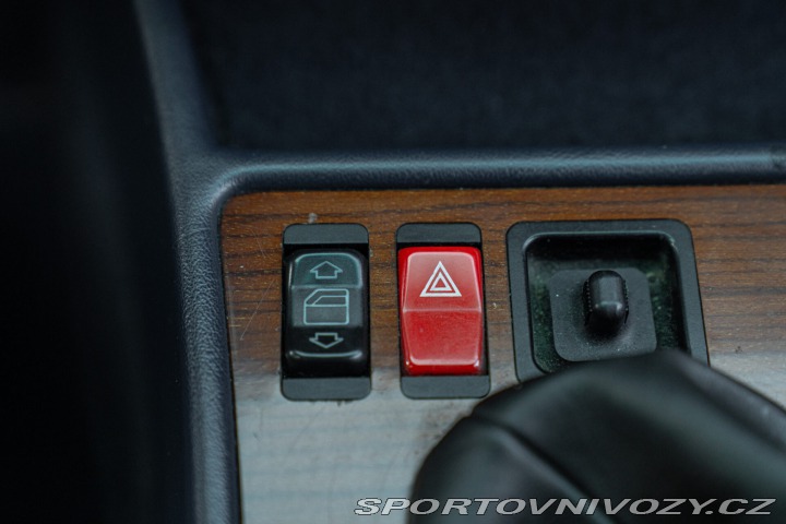 Mercedes-Benz E 190 E 1987