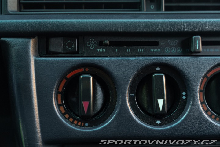 Mercedes-Benz E 190 E 1987