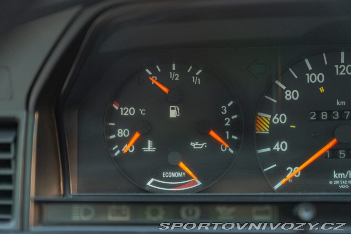 Mercedes-Benz E 190 E 1987